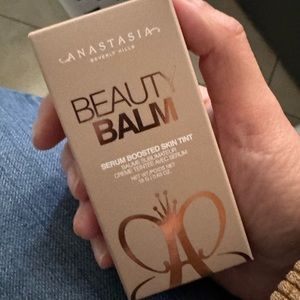Anastasia beverly hills beauty balm
